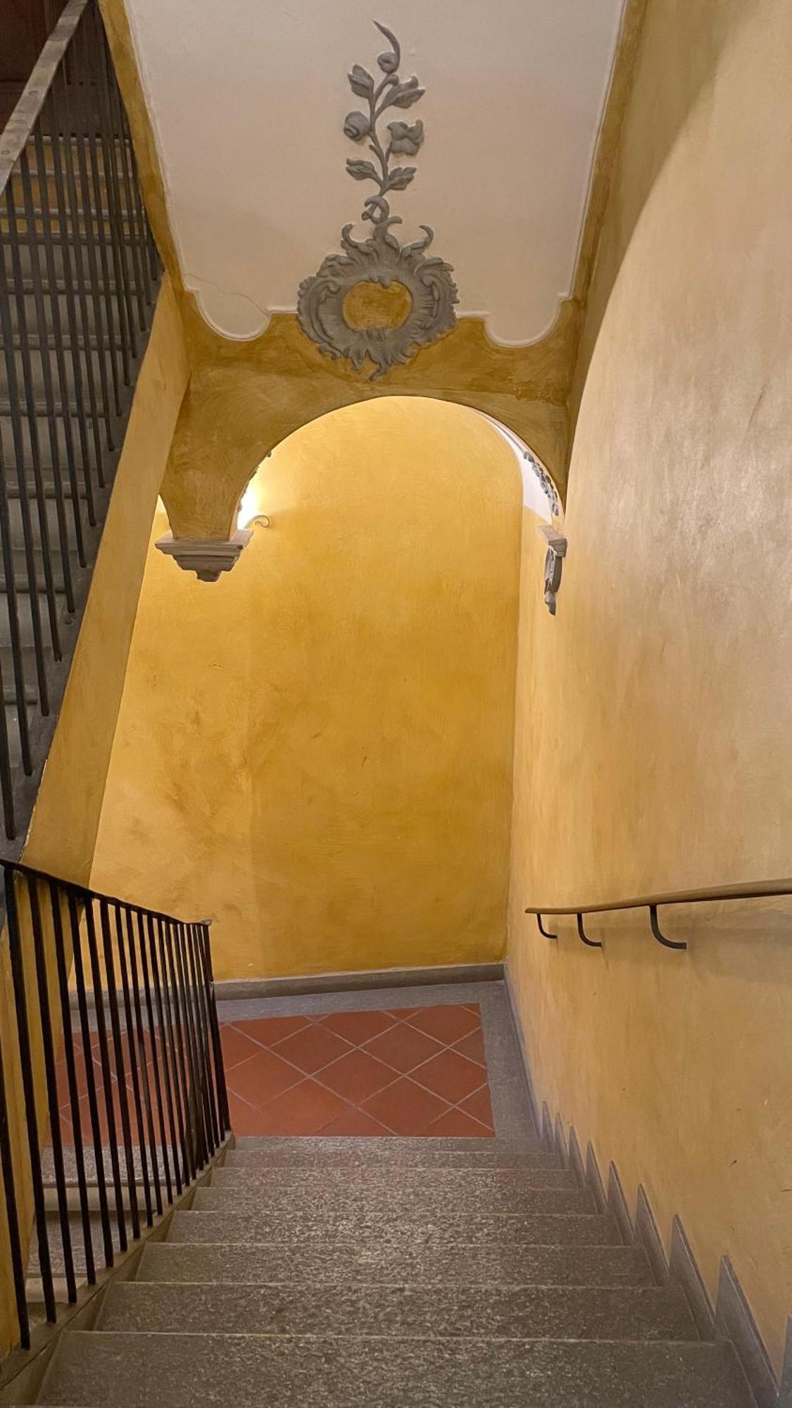 Historical Duomo Apartment Alba Eksteriør billede